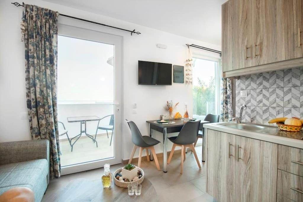 Sunset View Apt In South Crete Achlia Exterior photo