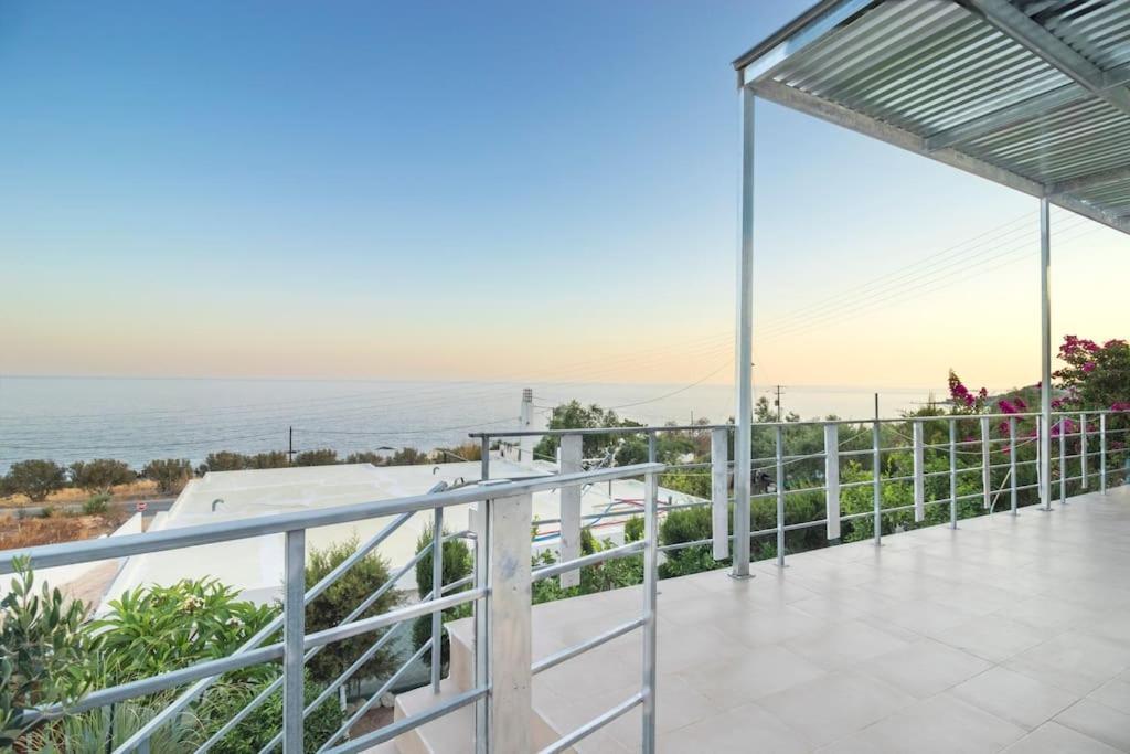 Sunset View Apt In South Crete Achlia Exterior photo